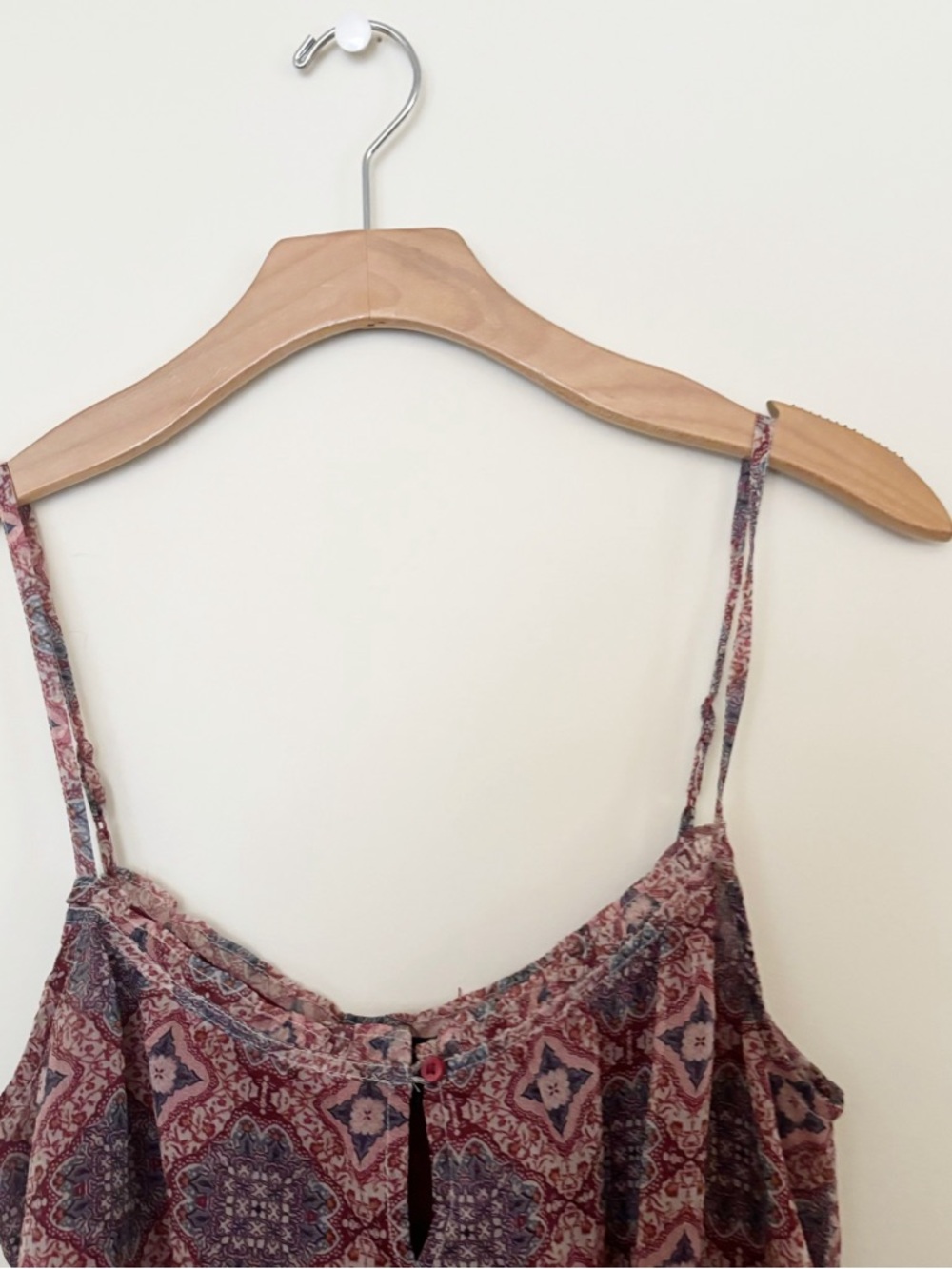 American Eagle Outfitters Printed Spaghetti Strap Tank Womens Sz Small Sheer - Picture 2 of 7
